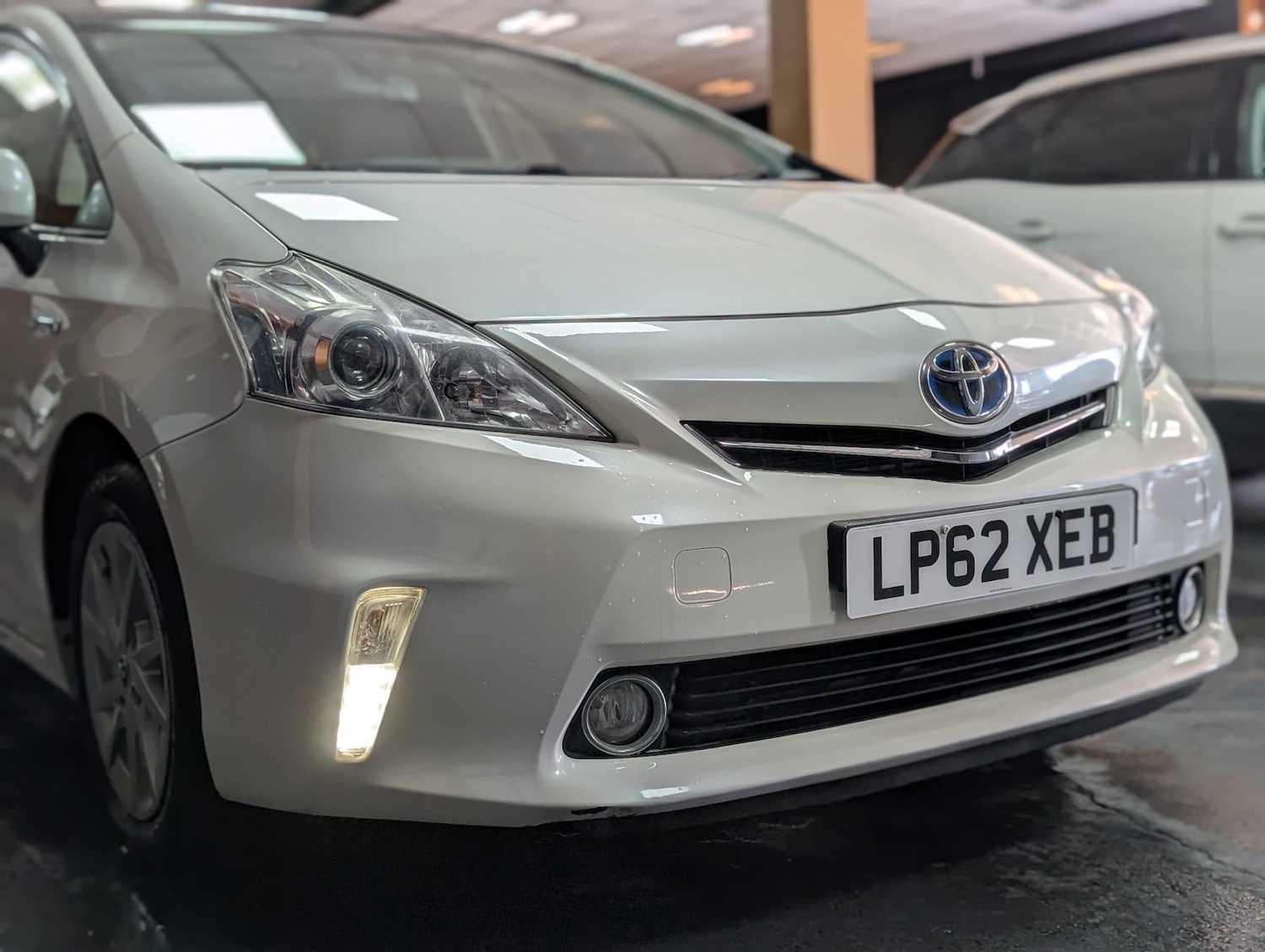 Used Toyota Prius+ 2012 for sale - 75670836: Photo 35