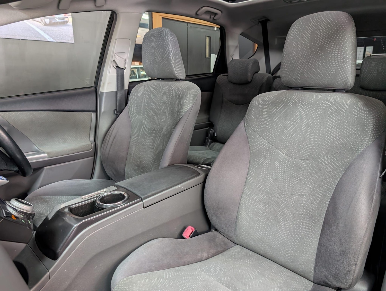 Used Toyota Prius+ 2012 for sale - 75670836: Photo 38