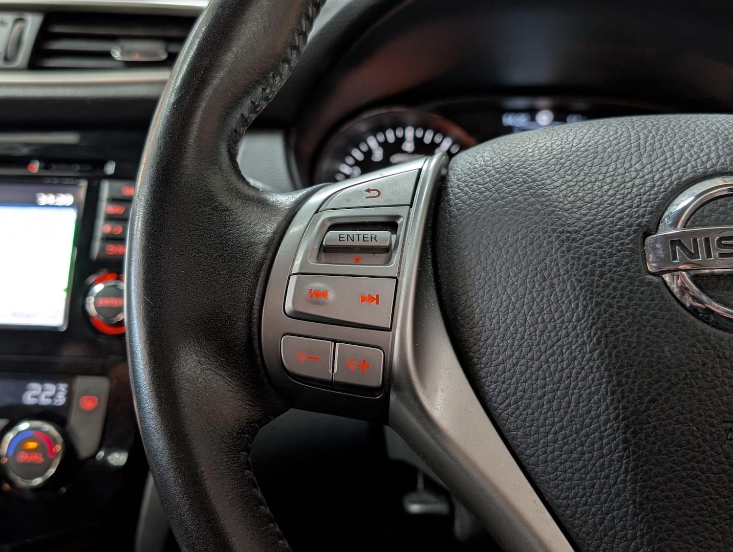 Used Nissan Qashqai for sale - 77753824: Photo 16