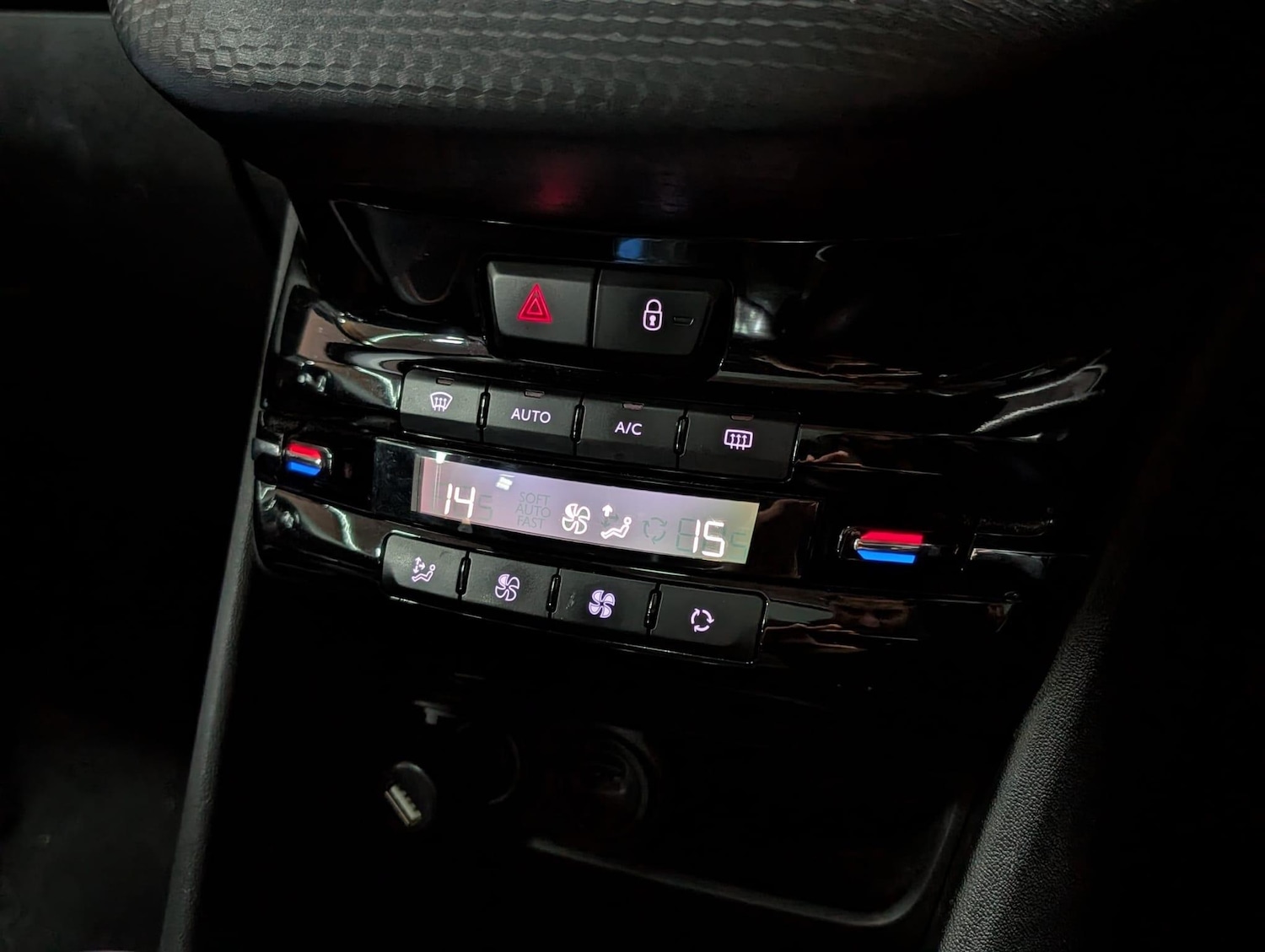 Used Peugeot 2008 2016 for sale - 76408715: Photo 22