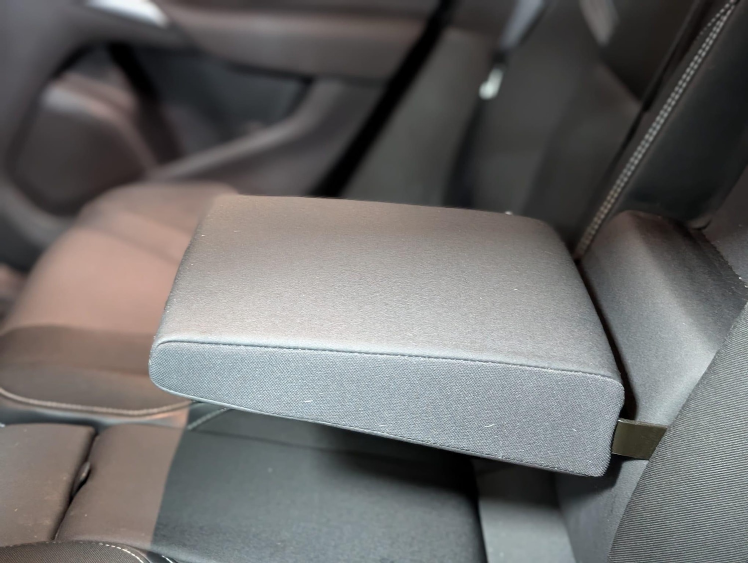 Used Volvo V40 2018 for sale - 77612057: Photo 14