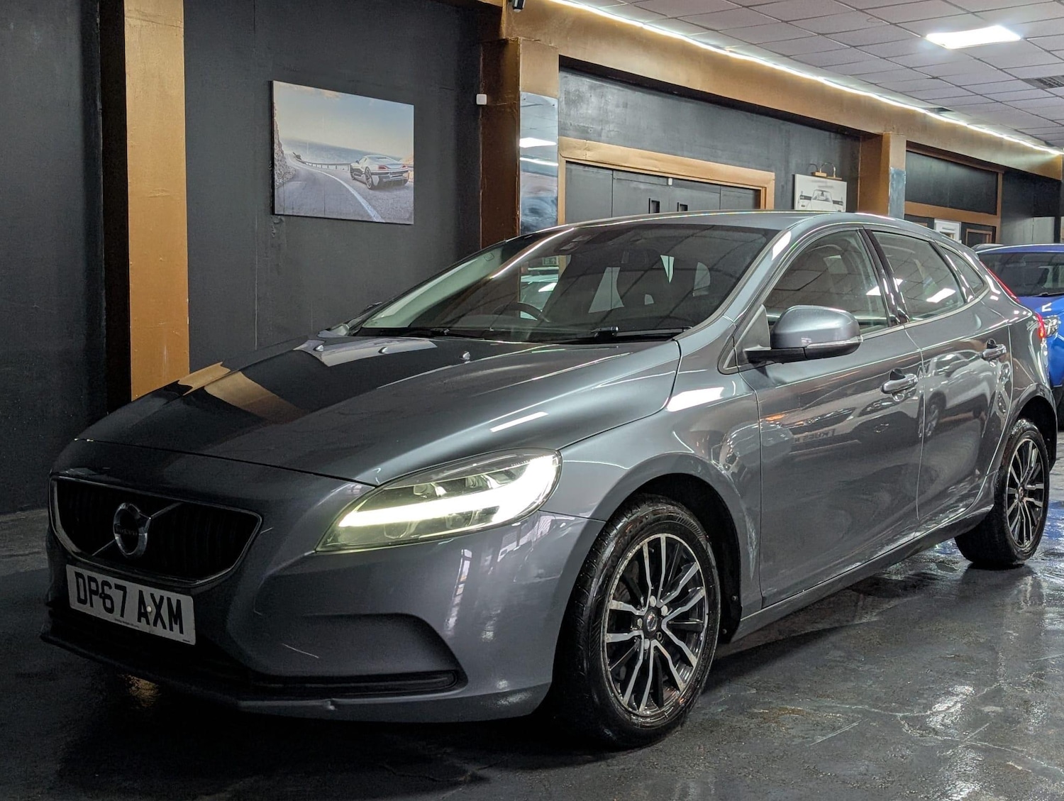 Used Volvo V40 2018 for sale - 77612057: Photo 20