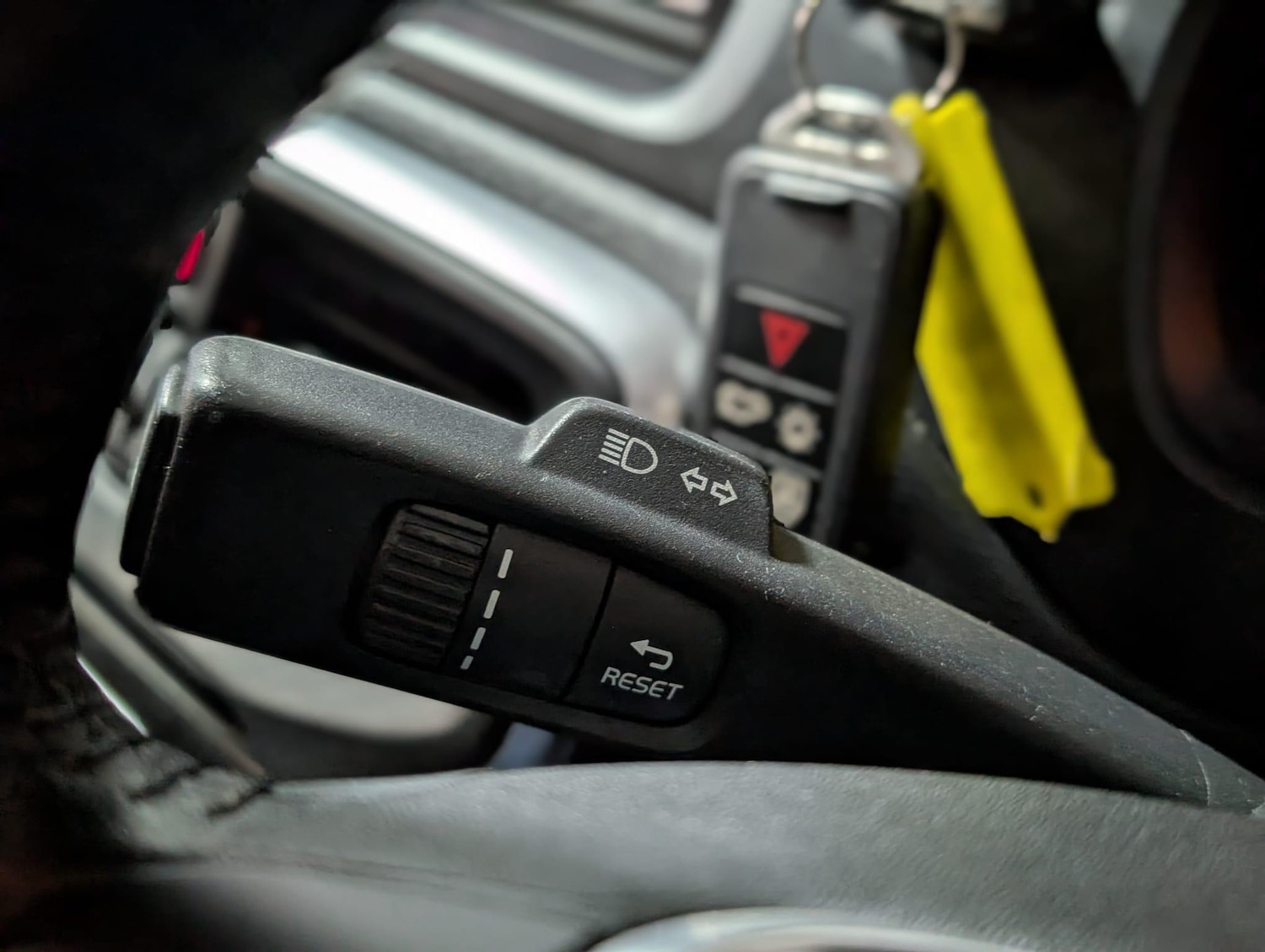 Used Volvo V40 2018 for sale - 77612057: Photo 8