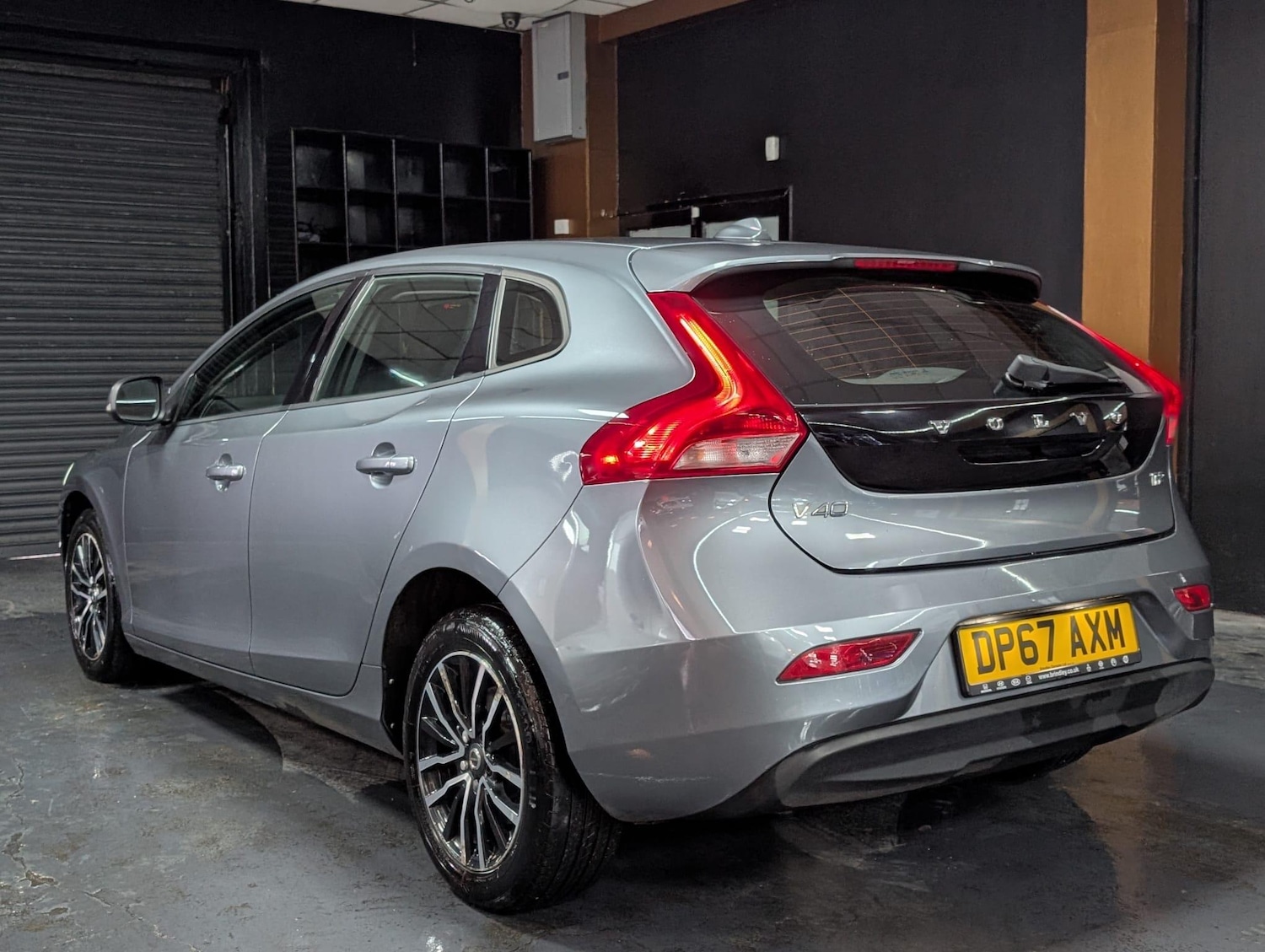 Used Volvo V40 2018 for sale - 77612057: Photo 9