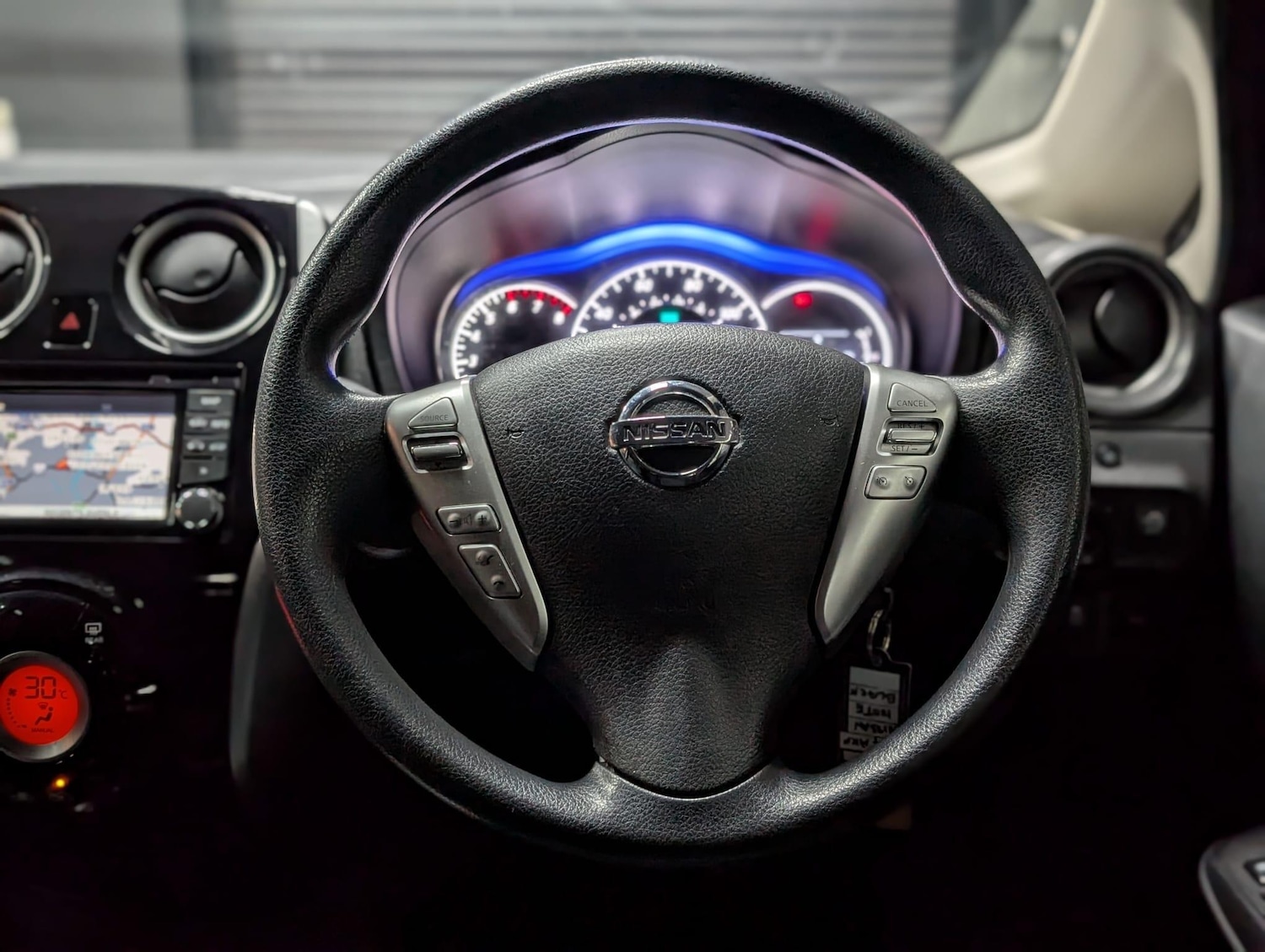 Used Nissan Note 2014 for sale - 76728037: Photo 31