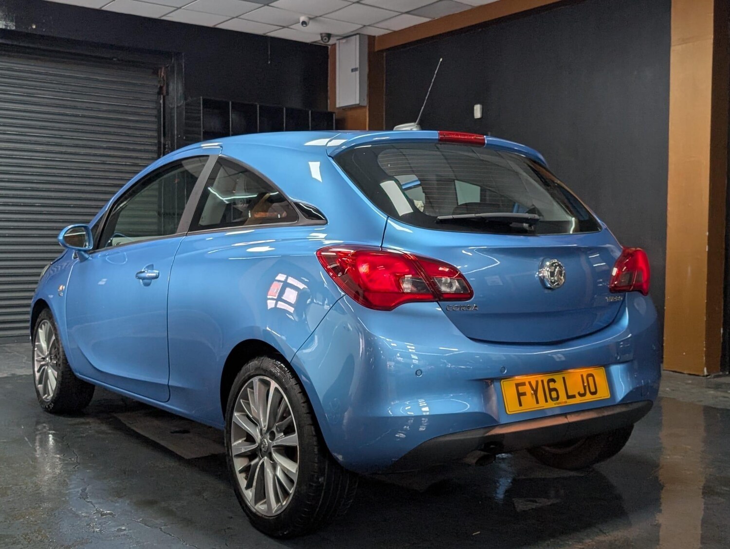 Used Vauxhall Corsa 2016 for sale - 76085159: Photo 4