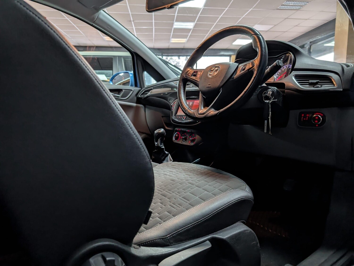 Used Vauxhall Corsa 2016 for sale - 76085159: Photo 9