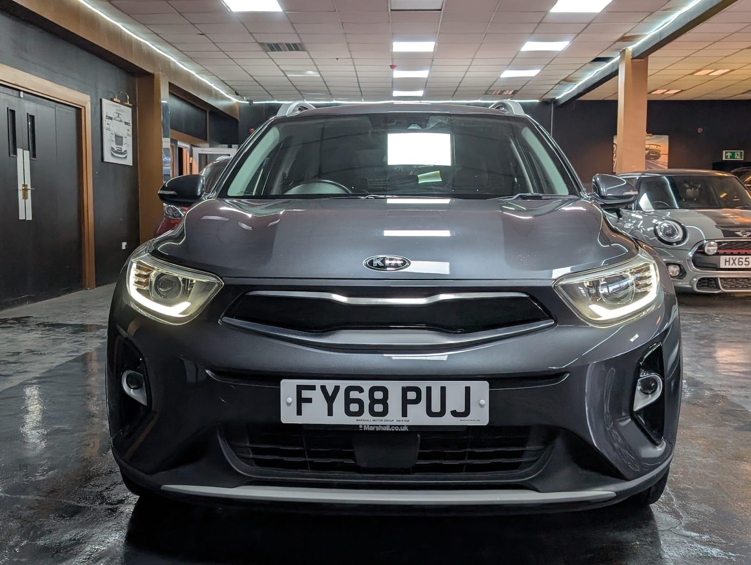 Used Kia Stonic 2018 for sale - 76657825: Photo 2