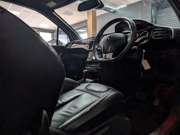 Used DS Automobiles DS 3 2015 for sale - 75647096: Photo 11