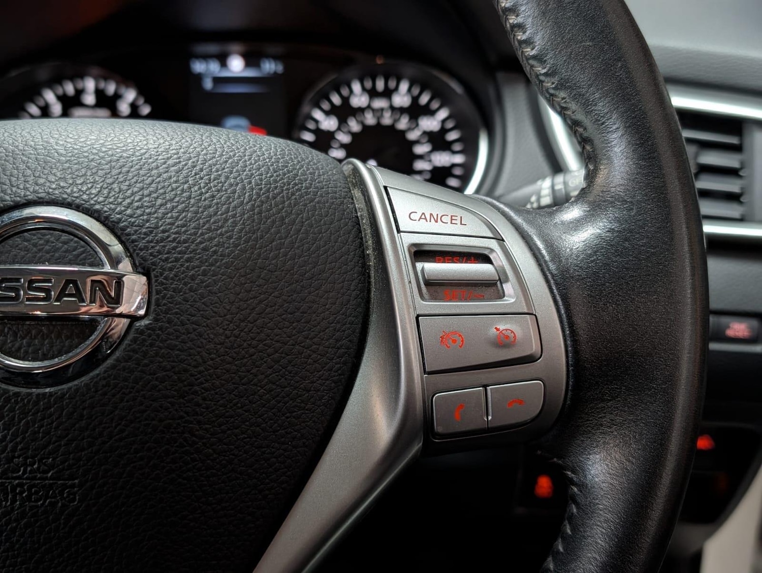 Used Nissan Qashqai 2015 for sale - 77255034: Photo 15