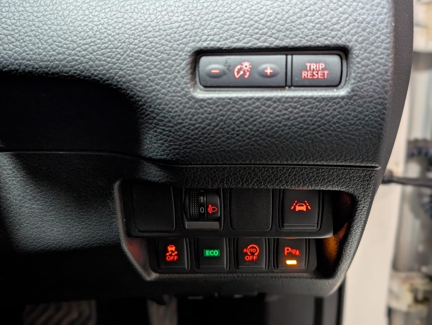 Used Nissan Qashqai 2015 for sale - 77255034: Photo 18