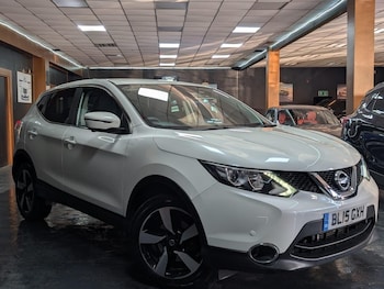 Used Nissan Qashqai 2015 for sale - 77255034: Photo