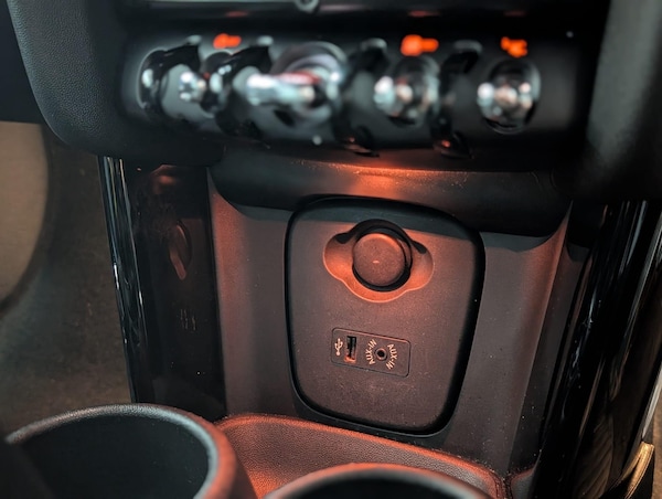 Used MINI Hatch 2015 for sale - 75563129: Photo 28