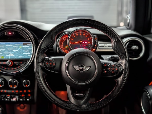 Used MINI Hatch 2015 for sale - 75563129: Photo 32