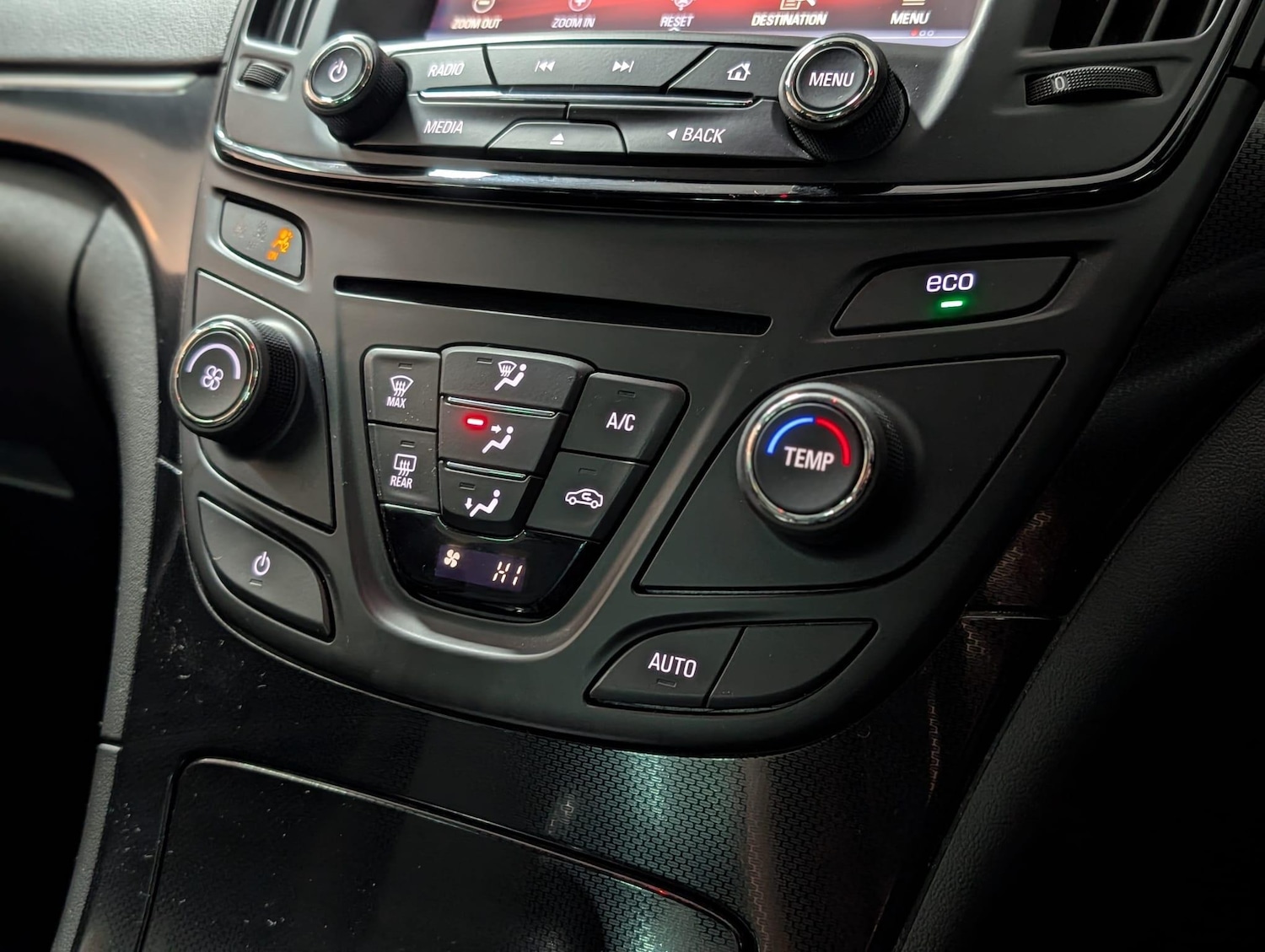 Used Vauxhall Insignia 2016 for sale - 78034681: Photo 11