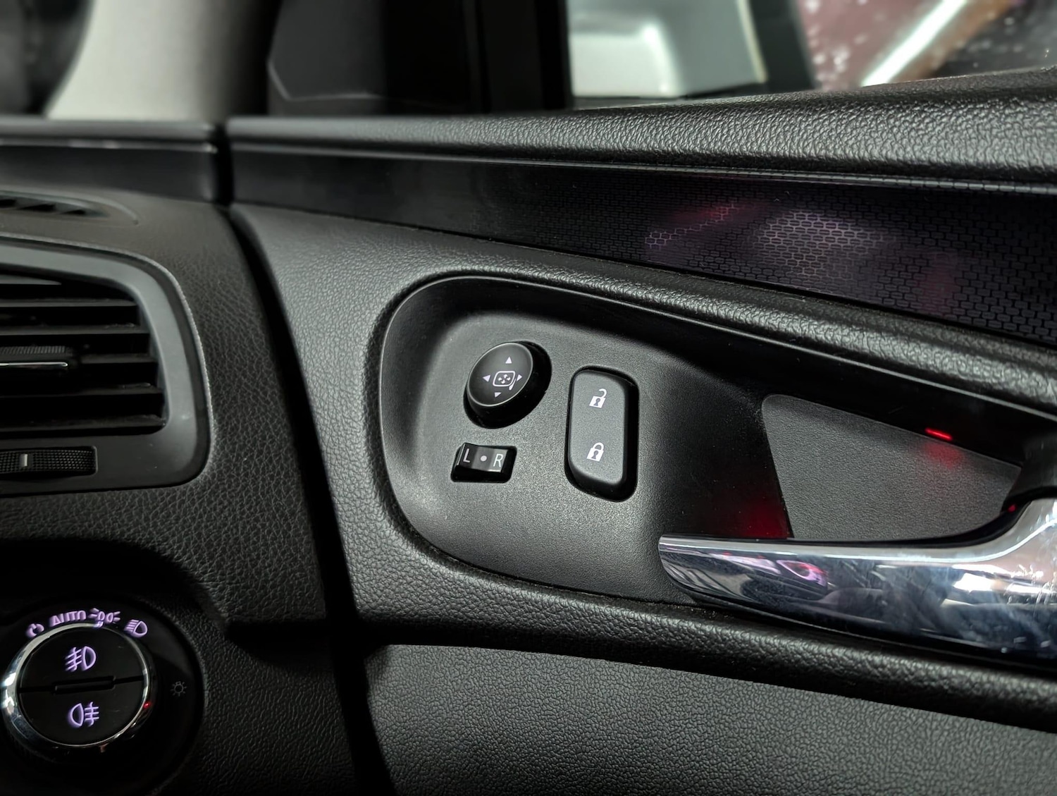 Used Vauxhall Insignia 2016 for sale - 78034681: Photo 23