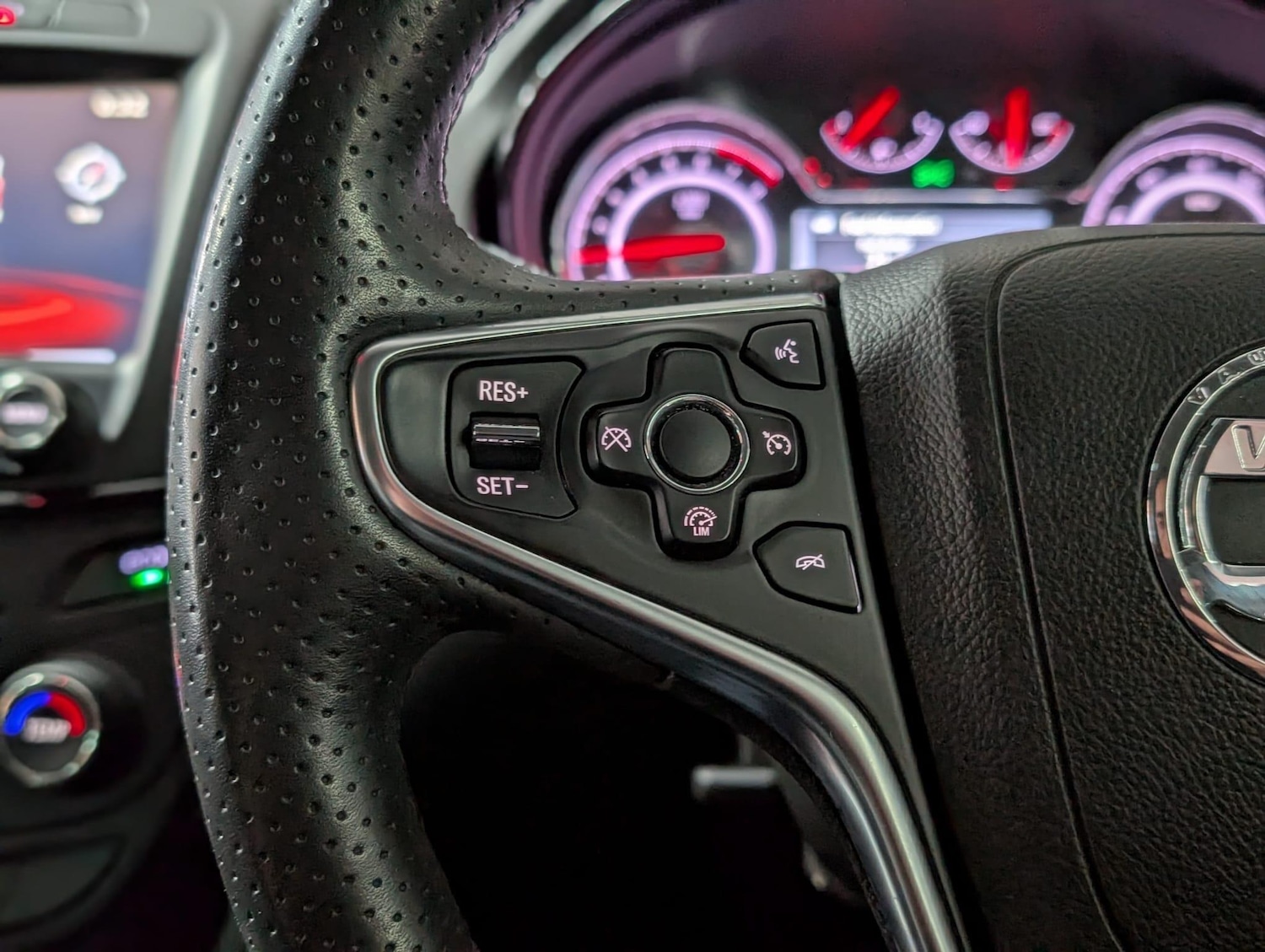 Used Vauxhall Insignia 2016 for sale - 78034681: Photo 25