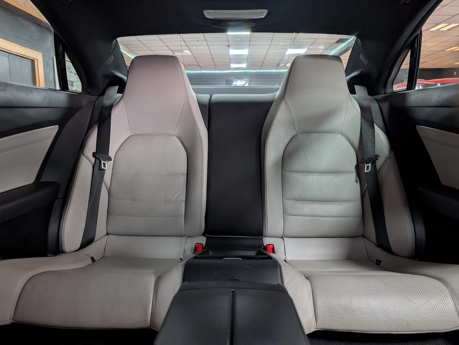 Used Mercedes-Benz E Class 2015 for sale - 76136945: Photo 11