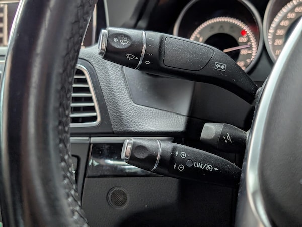 Used Mercedes-Benz E-Class 2015 for sale - 76136945: Photo 22