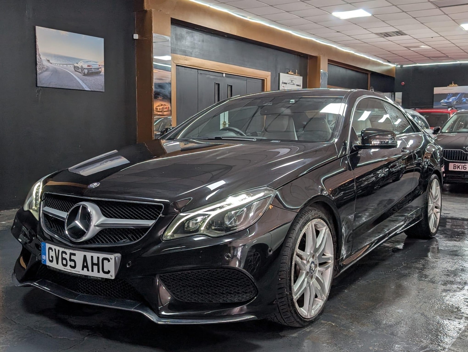 Used Mercedes-Benz E Class 2015 for sale - 76136945: Photo 3