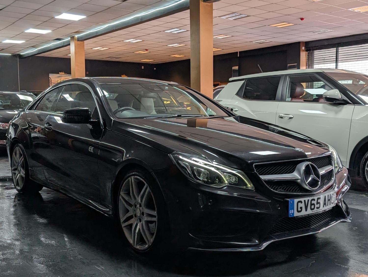 Used Mercedes-Benz E Class 2015 for sale - 76136945: Photo 5