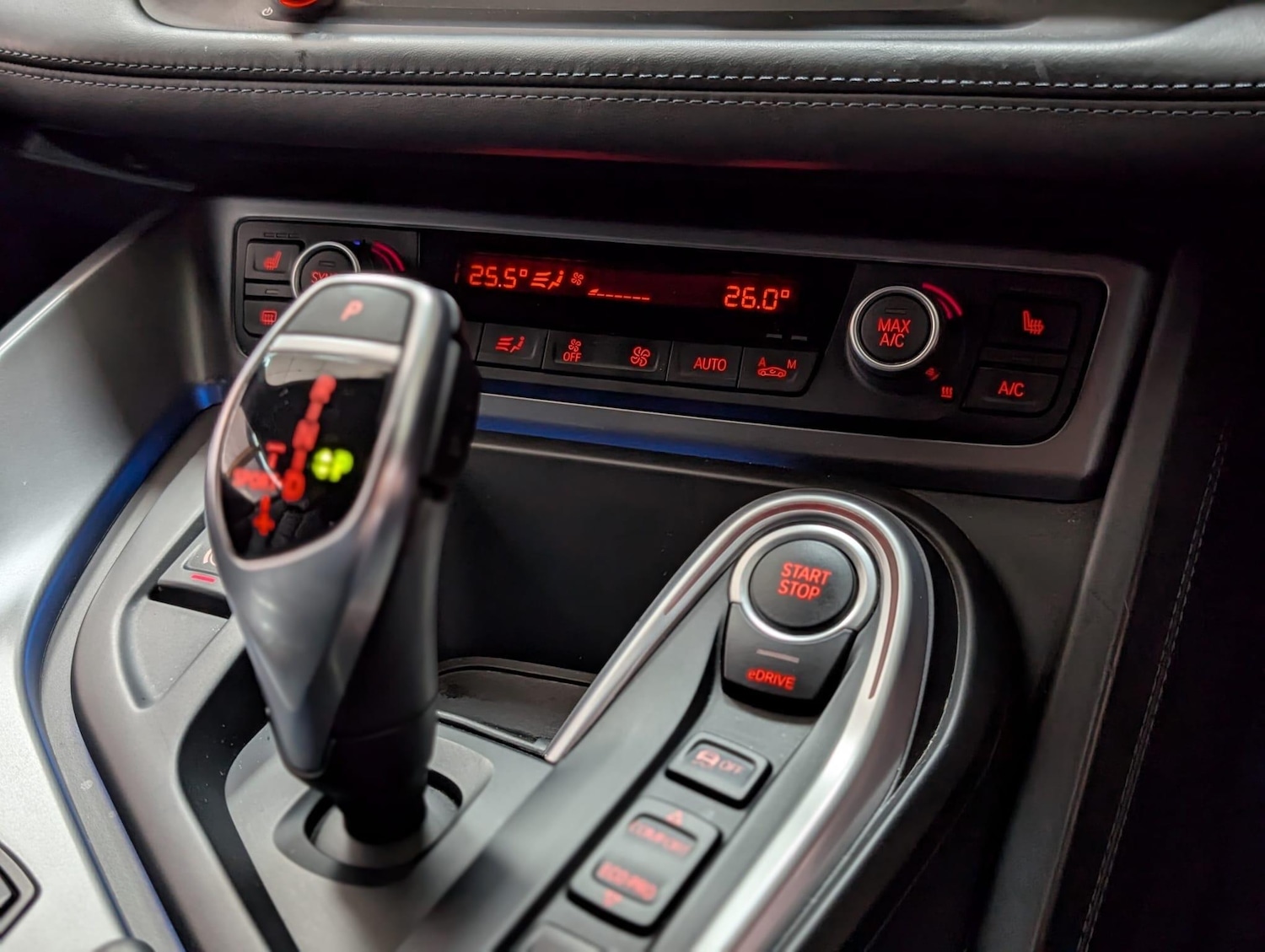 Used BMW i8 2018 for sale - 76201148: Photo 10