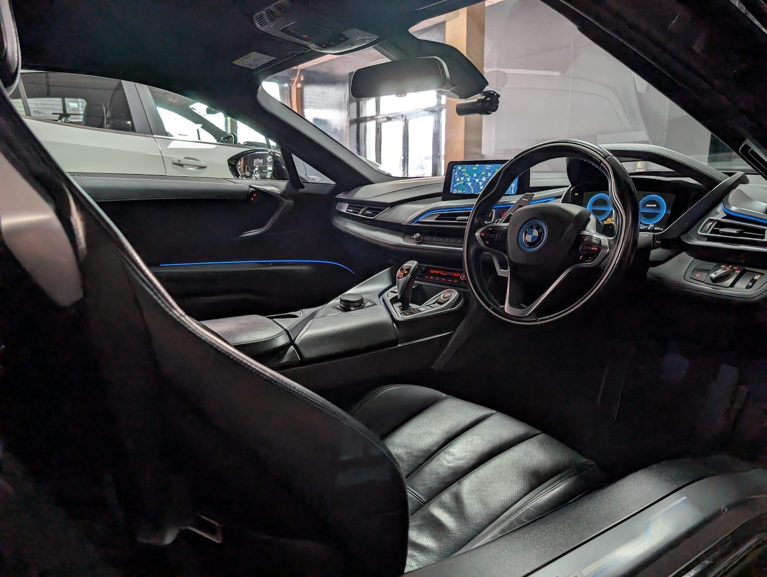 Used BMW i8 2018 for sale - 76201148: Photo 12
