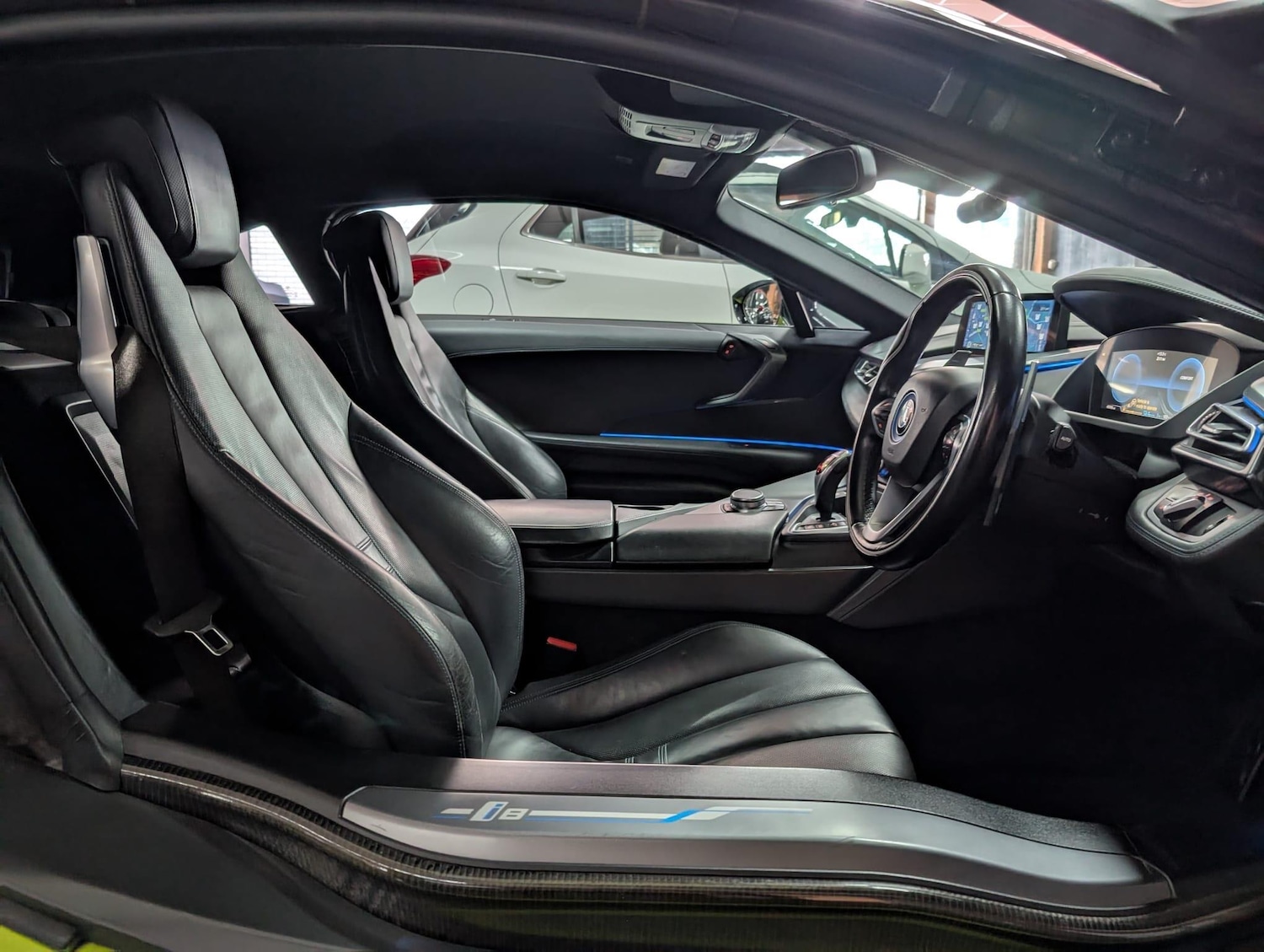 Used BMW i8 2018 for sale - 76201148: Photo 17