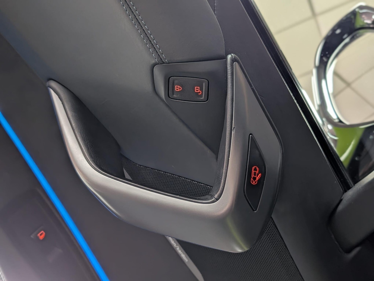 Used BMW i8 2018 for sale - 76201148: Photo 27