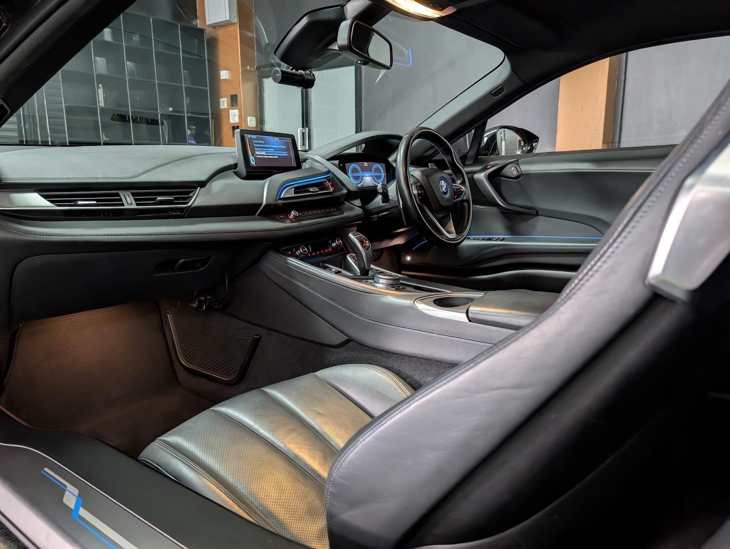 Used BMW i8 2018 for sale - 76201148: Photo 36