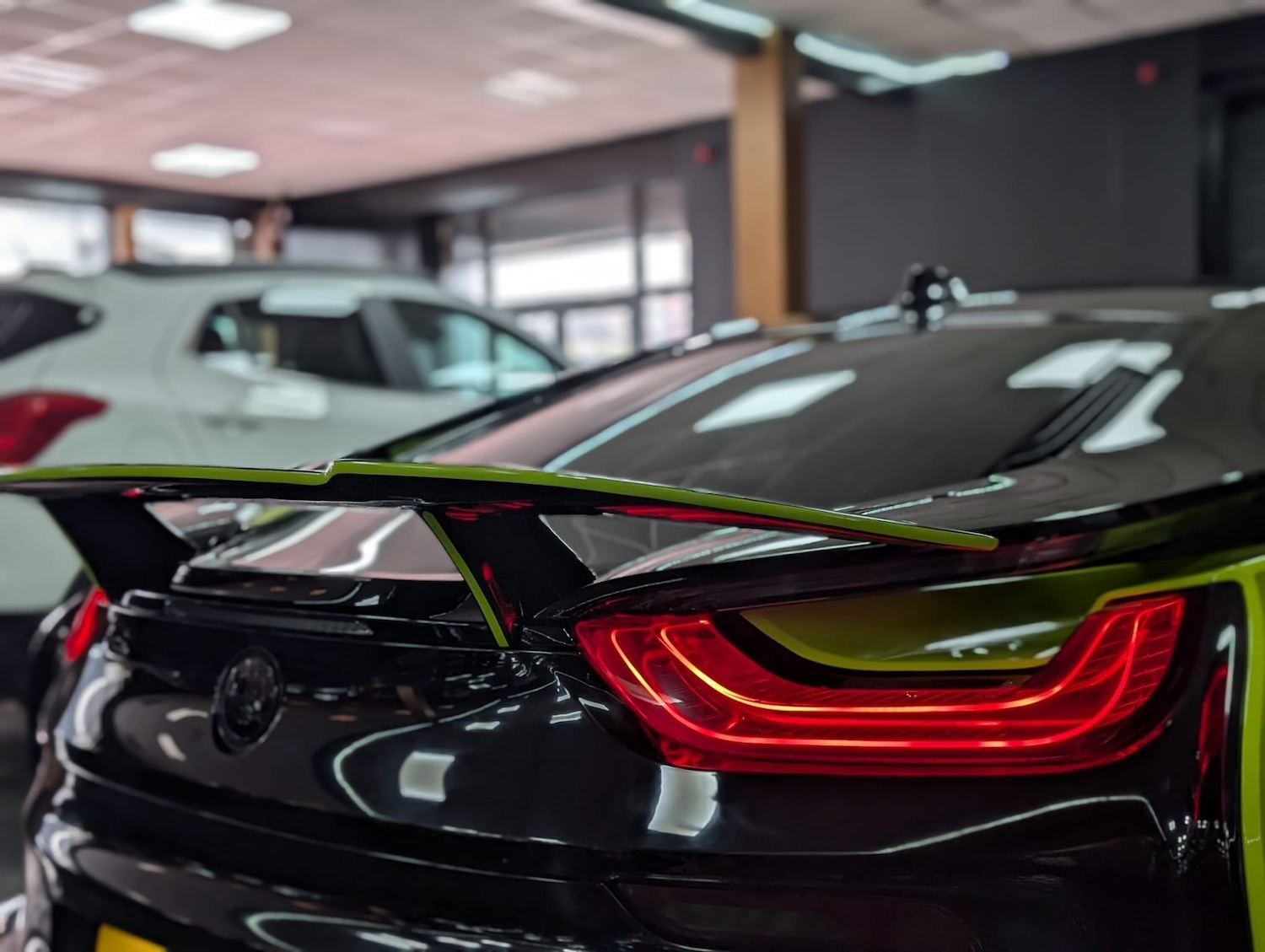 Used BMW i8 2018 for sale - 76201148: Photo 40