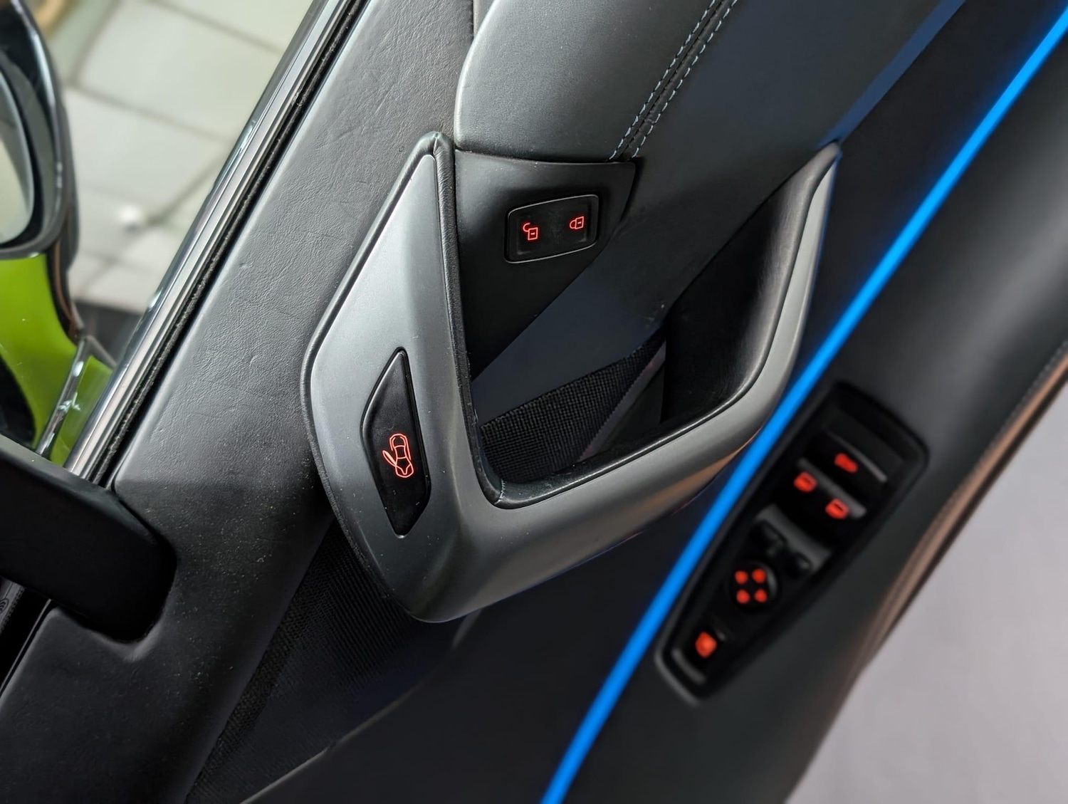 Used BMW i8 2018 for sale - 76201148: Photo 41