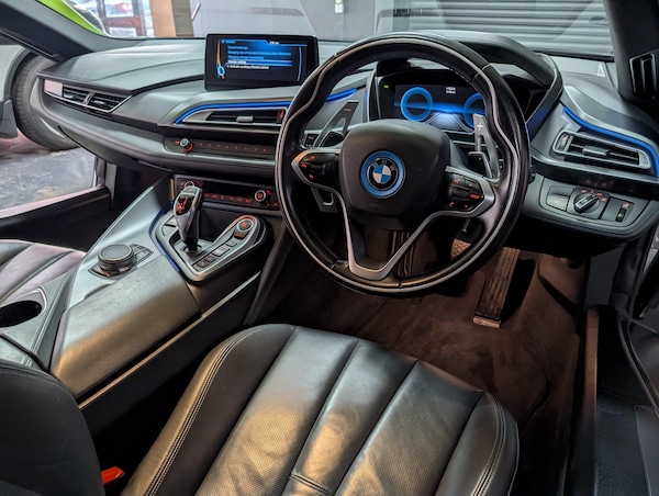 Used BMW i8 2018 for sale - 76201148: Photo 9