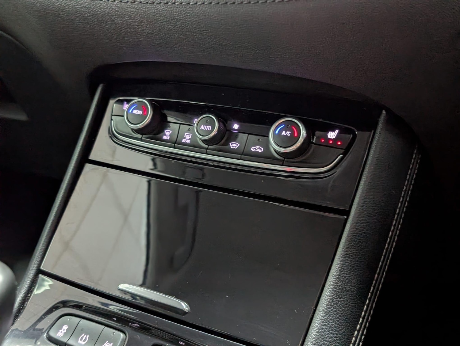 Used Vauxhall Grandland X 2018 for sale - 76898423: Photo 30