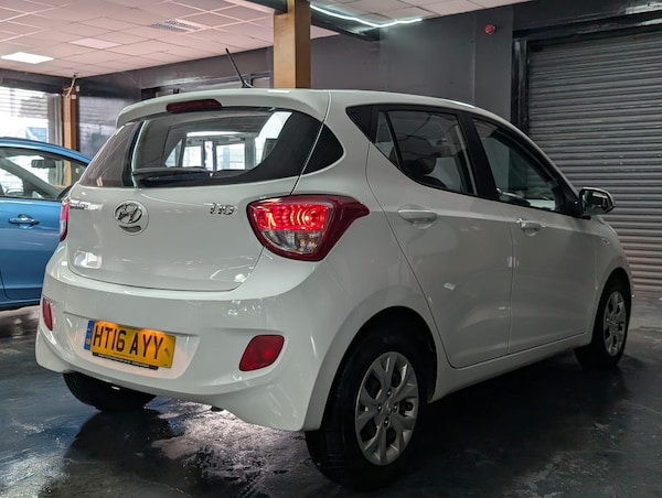 Used Hyundai i10 2016 for sale - 76283445: Photo 4