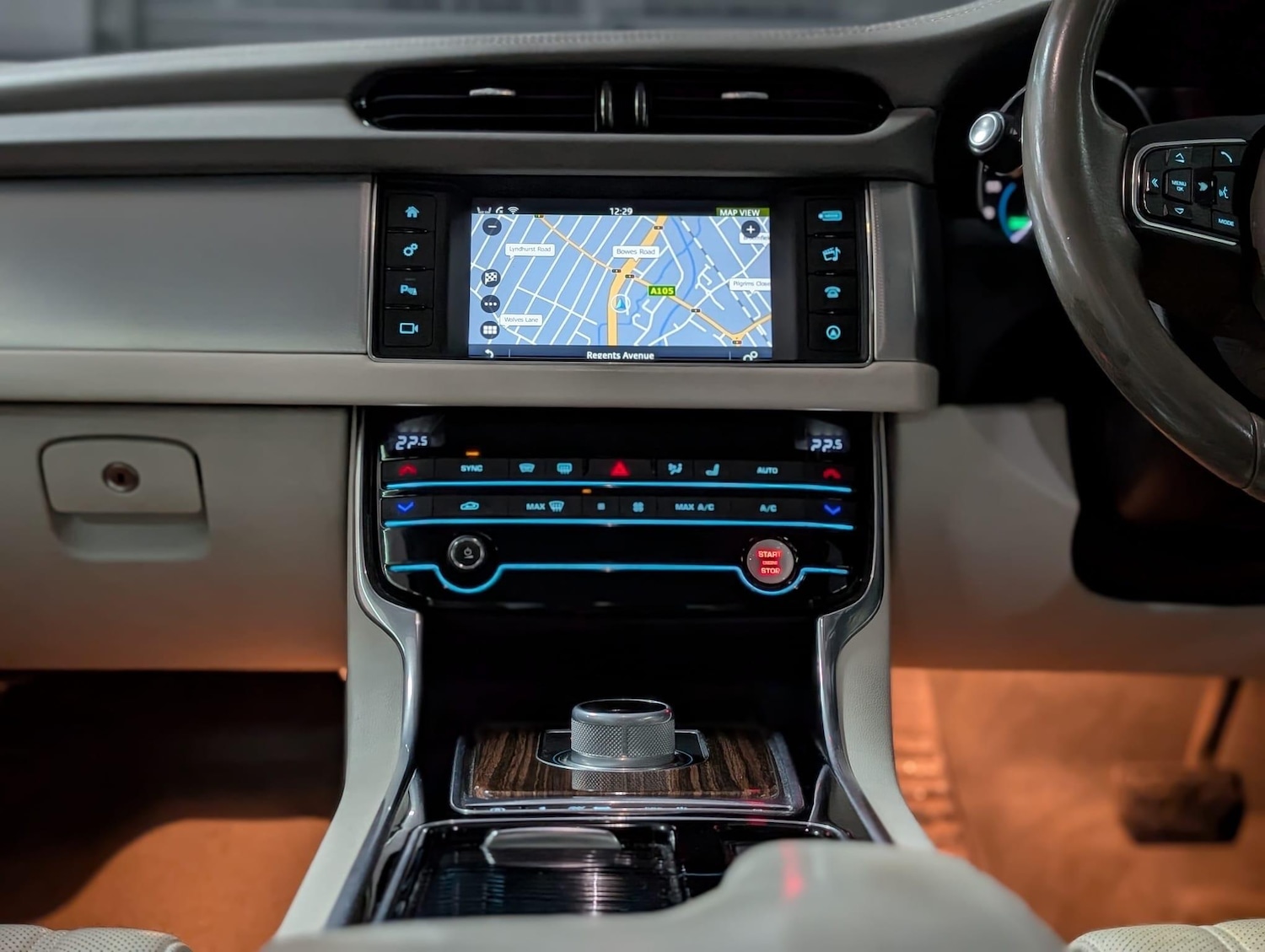 Used Jaguar XF 2015 for sale - 77633547: Photo 36