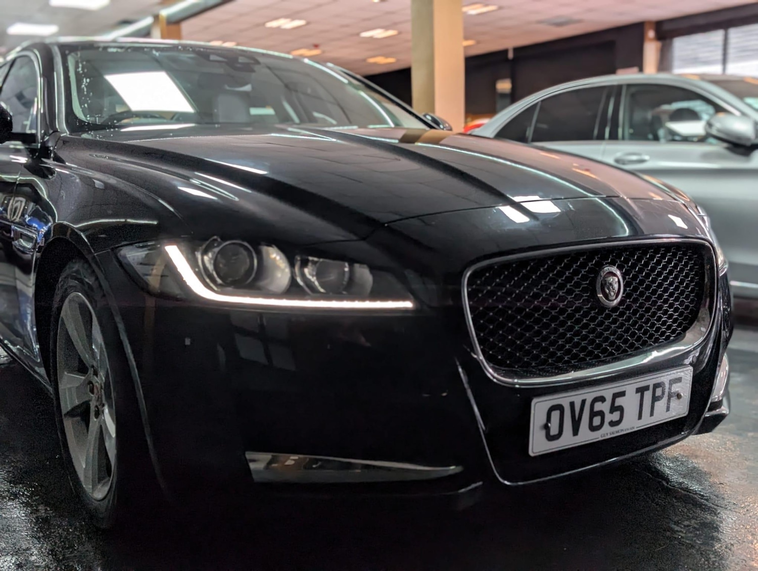 Used Jaguar XF 2015 for sale - 77633547: Photo 6