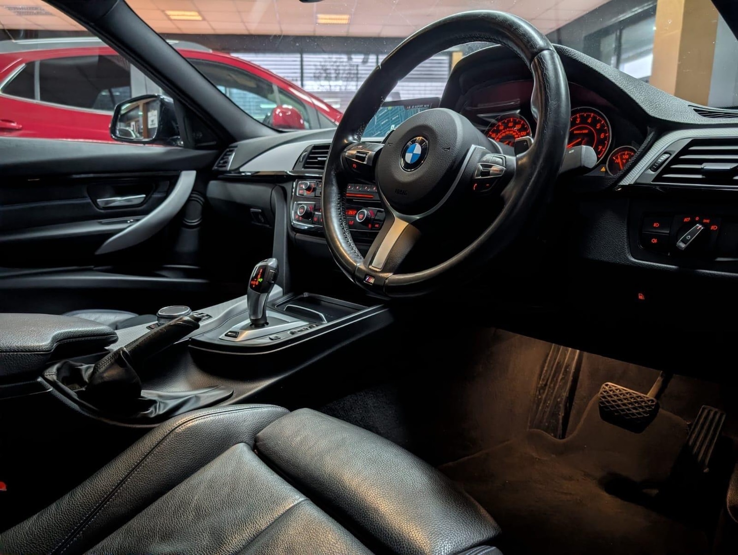 Used BMW 3 Series 2017 for sale - 76926024: Photo 10