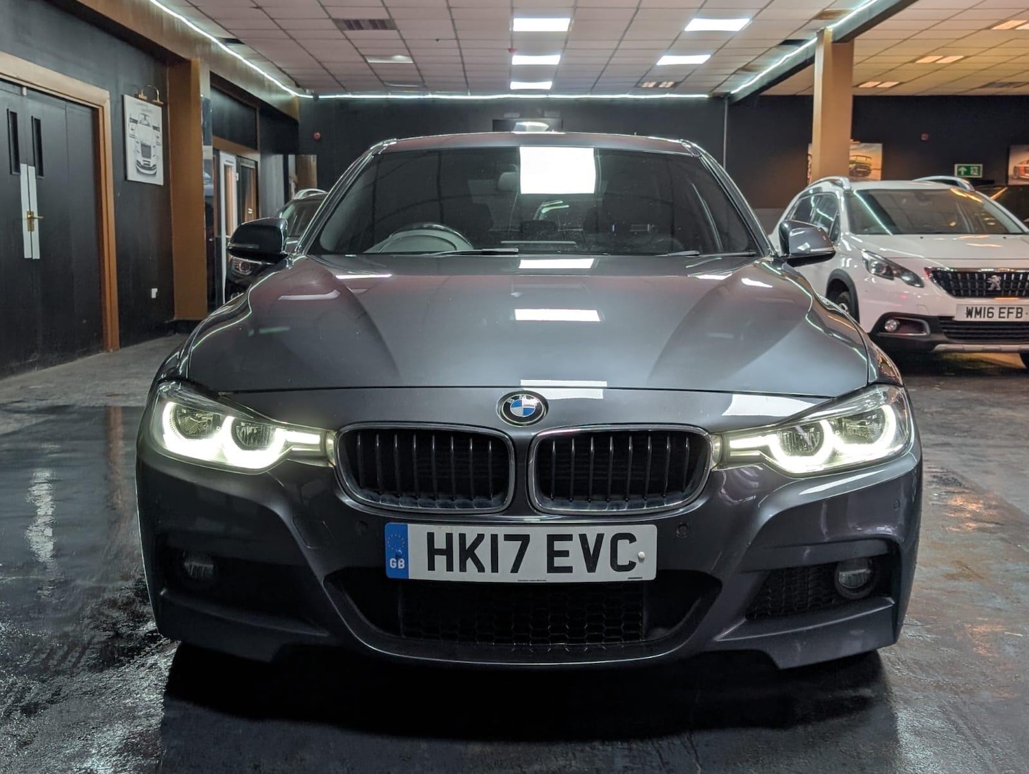 Used BMW 3 Series 2017 for sale - 76926024: Photo 2