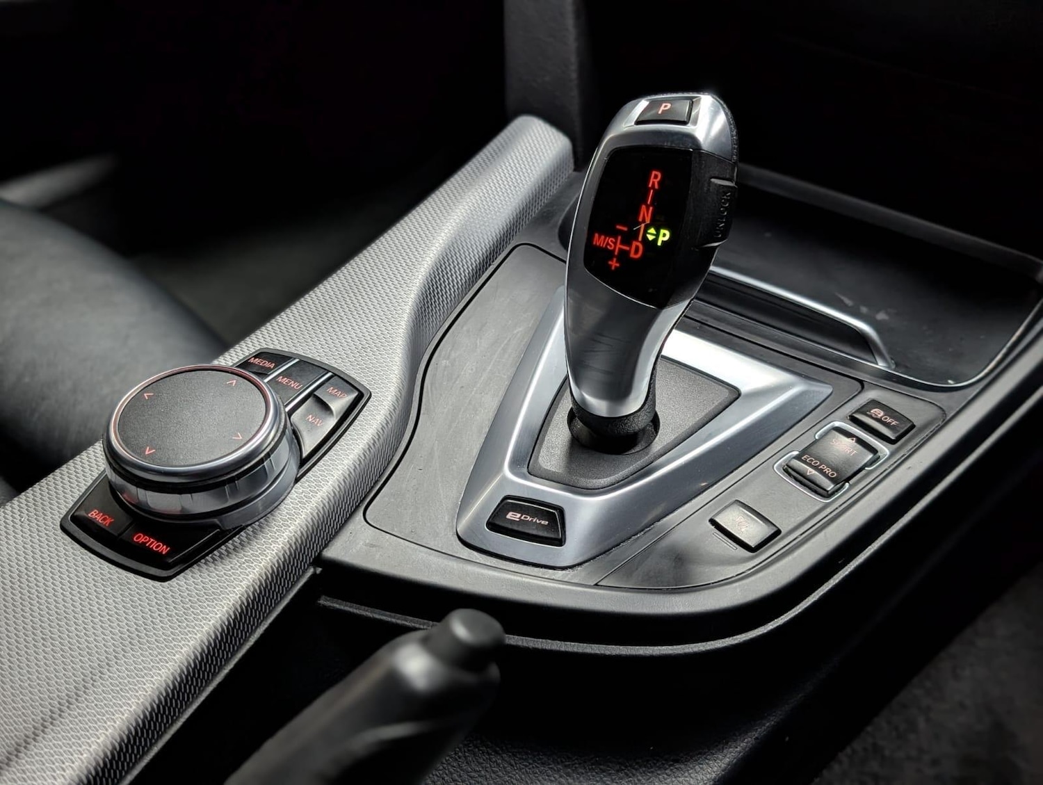 Used BMW 3 Series 2017 for sale - 76926024: Photo 7