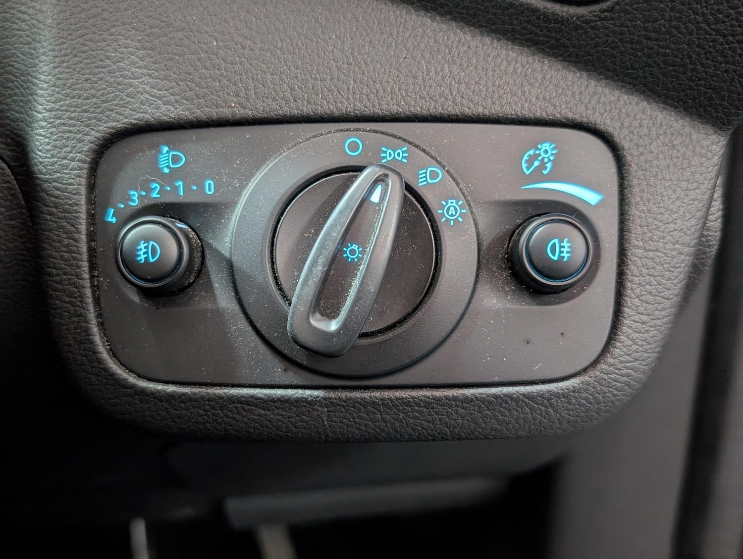 Used Ford Kuga 2018 for sale - 76521769: Photo 21