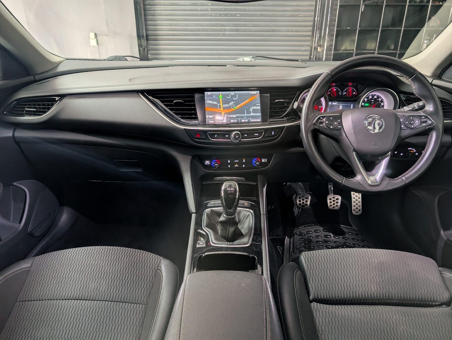 Used Vauxhall Insignia 2018 for sale - 77574342: Photo 11