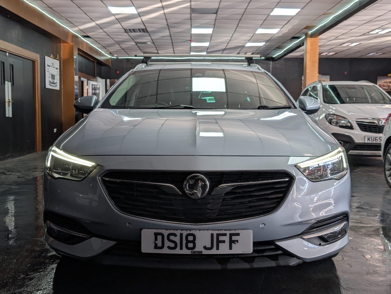 Used Vauxhall Insignia 2018 for sale - 77574342: Photo 3