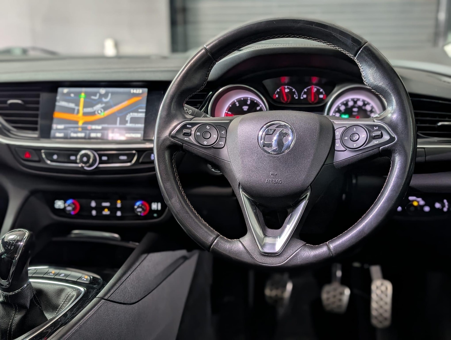 Used Vauxhall Insignia 2018 for sale - 77574342: Photo 32