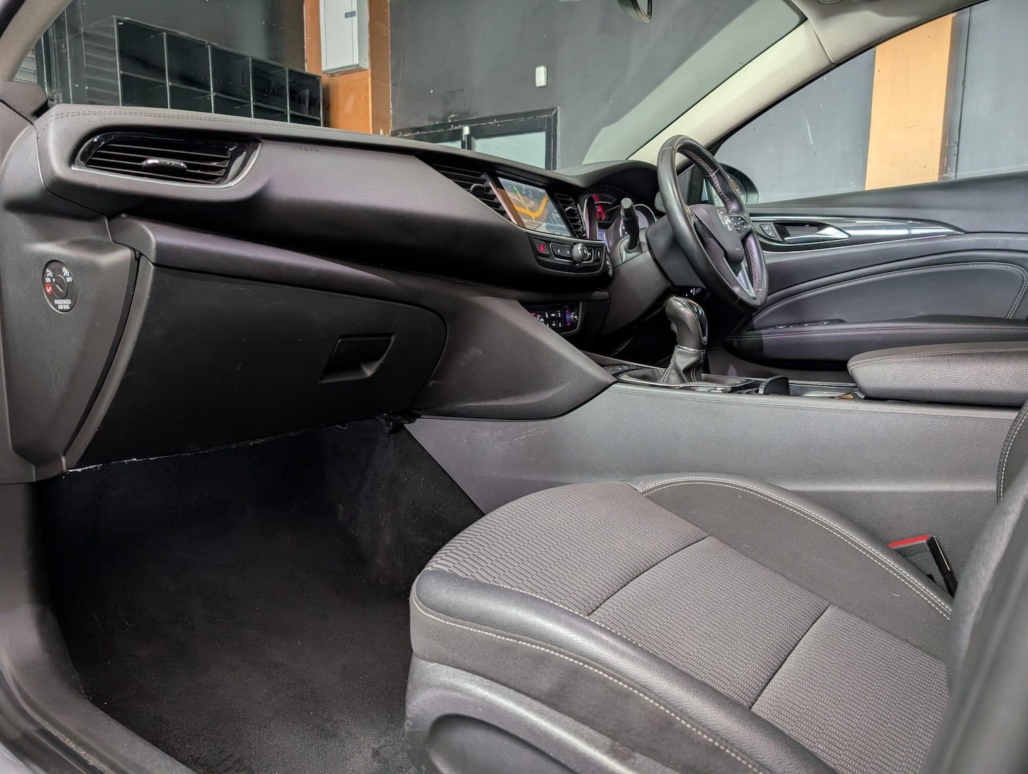 Used Vauxhall Insignia 2018 for sale - 77574342: Photo 34