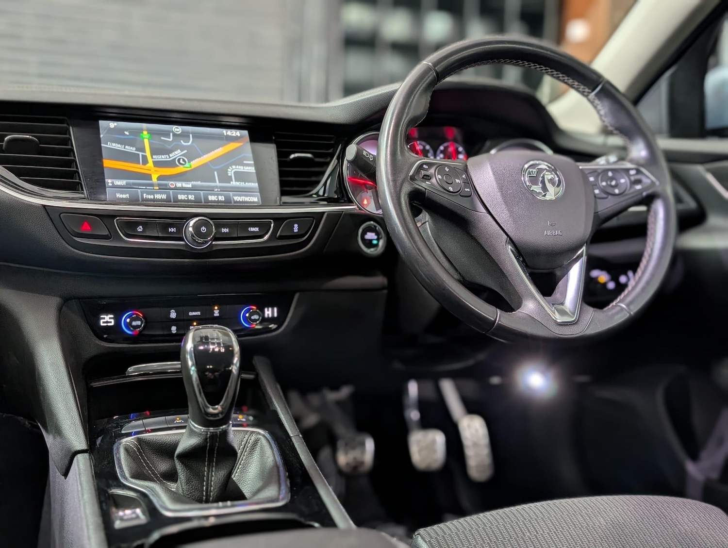 Used Vauxhall Insignia 2018 for sale - 77574342: Photo 8