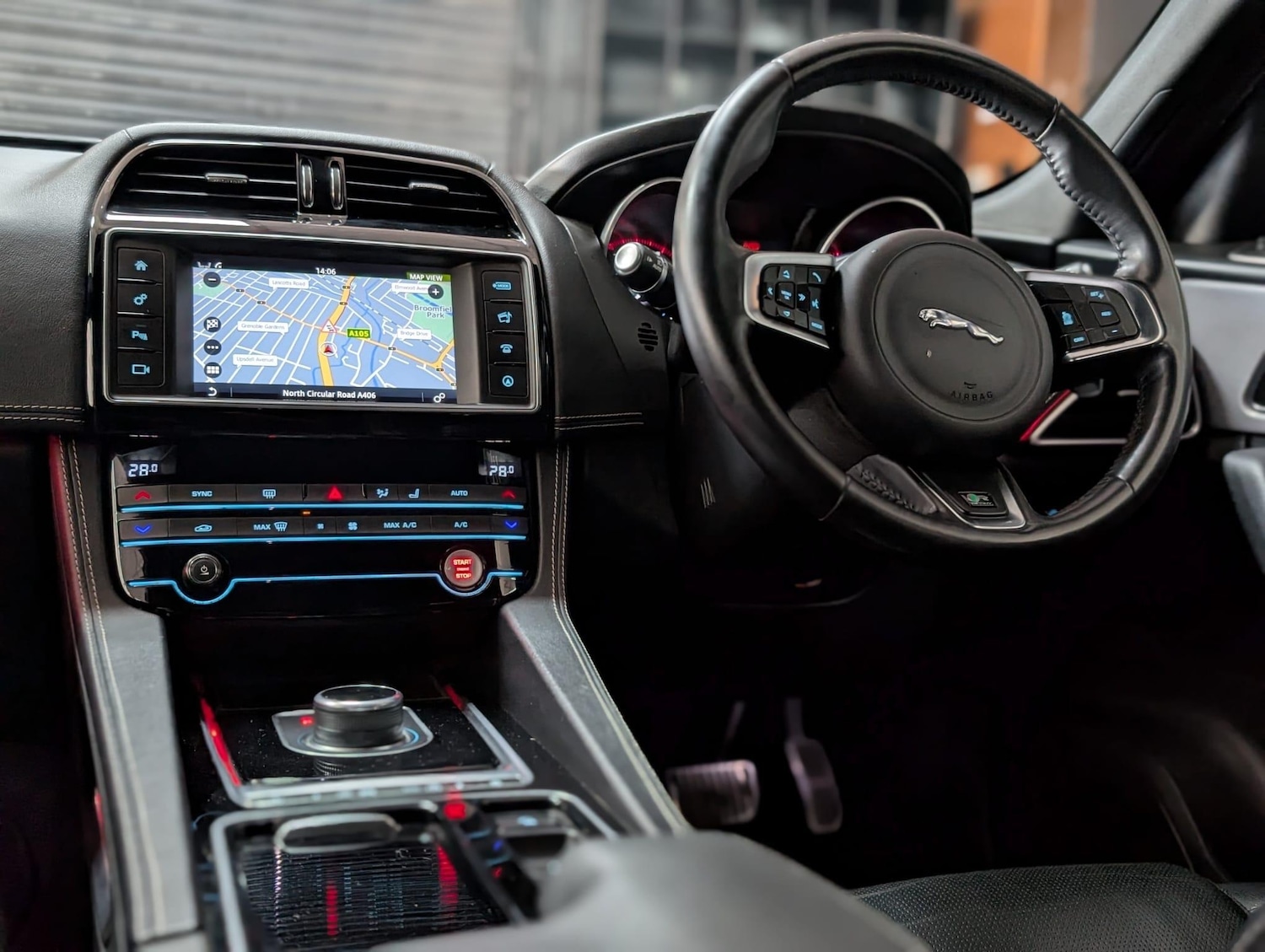 Used Jaguar F-Pace for sale - 76728014: Photo 10