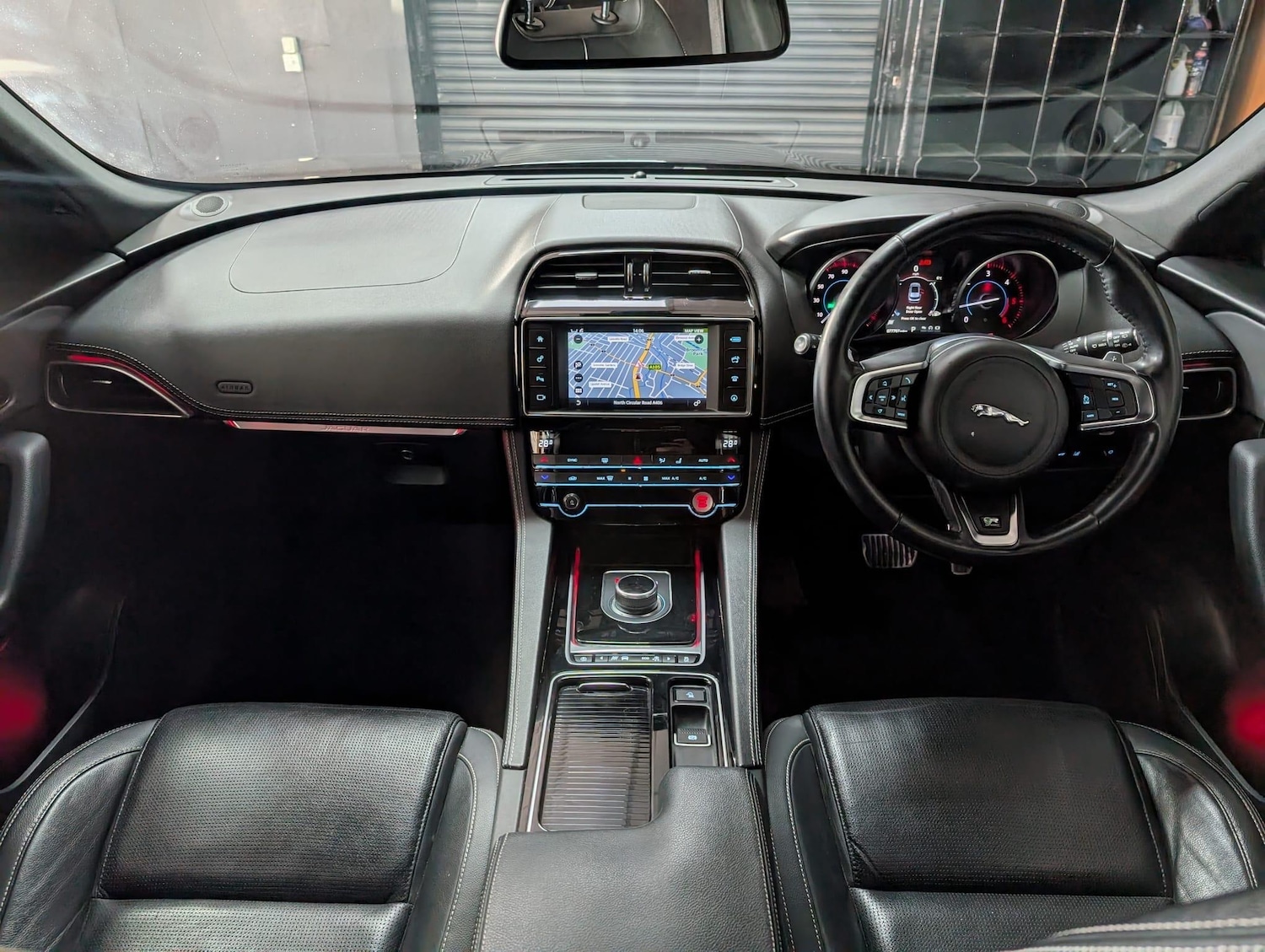 Used Jaguar F-Pace for sale - 76728014: Photo 11