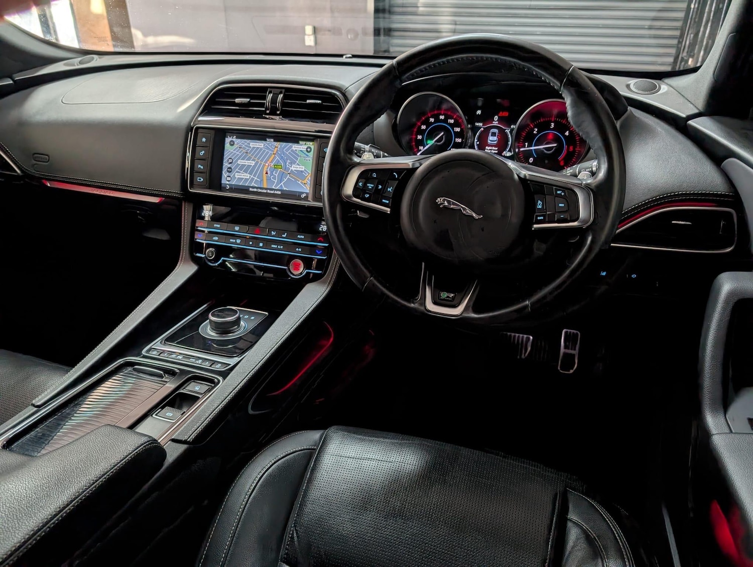 Used Jaguar F-Pace for sale - 76728014: Photo 12