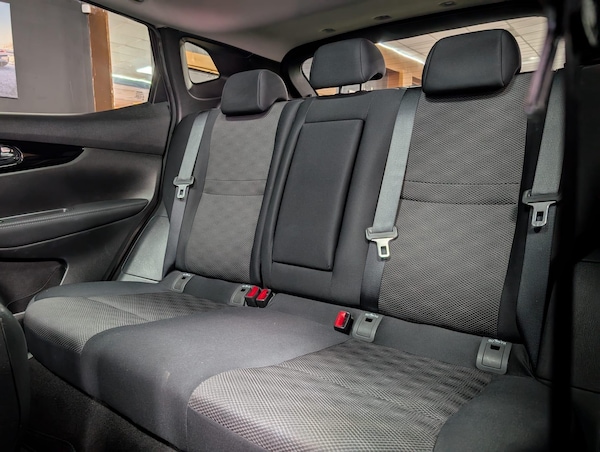 Used Nissan Qashqai 2016 for sale - 76283809: Photo 10